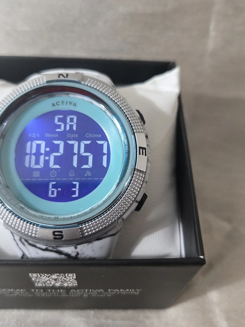 Ativa Summit X White Marble Digital Sports Watch - Turquoise Dial